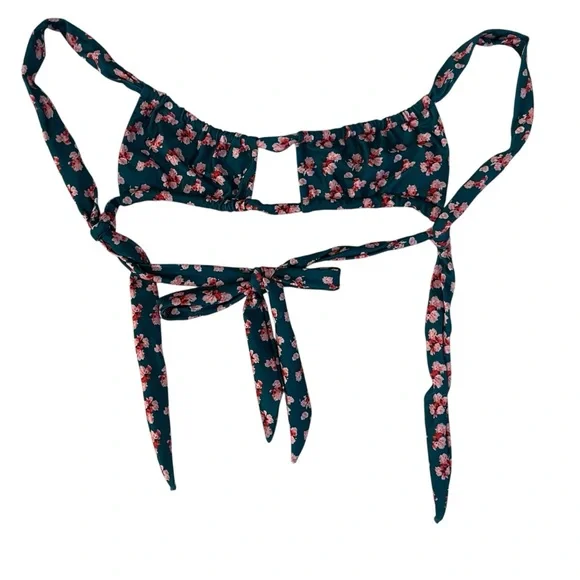 Strawberry Milk Mob Gecko Top And Bottom 2-Piece Floral Bikini — XS And S - Picture 9 of 16